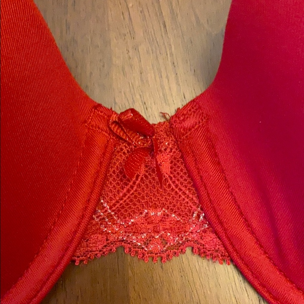 Red Bra Maidenform - Picture 4 of 10
